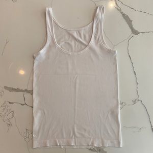 Lululemon White Ribbed Tank Sz 8